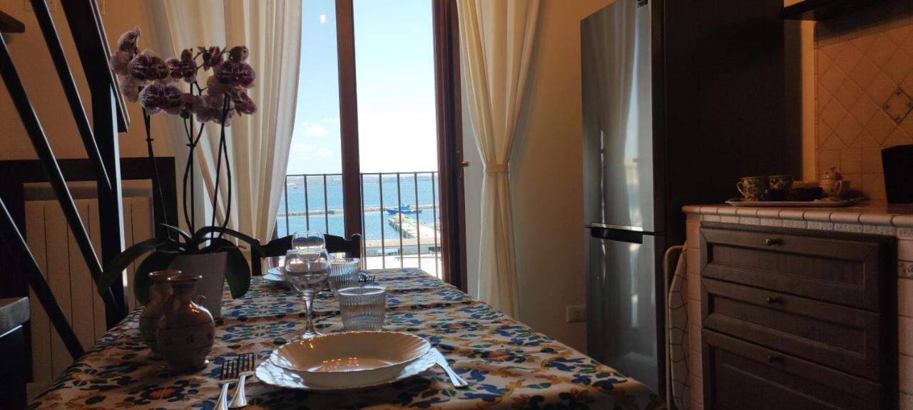 Il Palazzino Apartment Taranto Luaran gambar