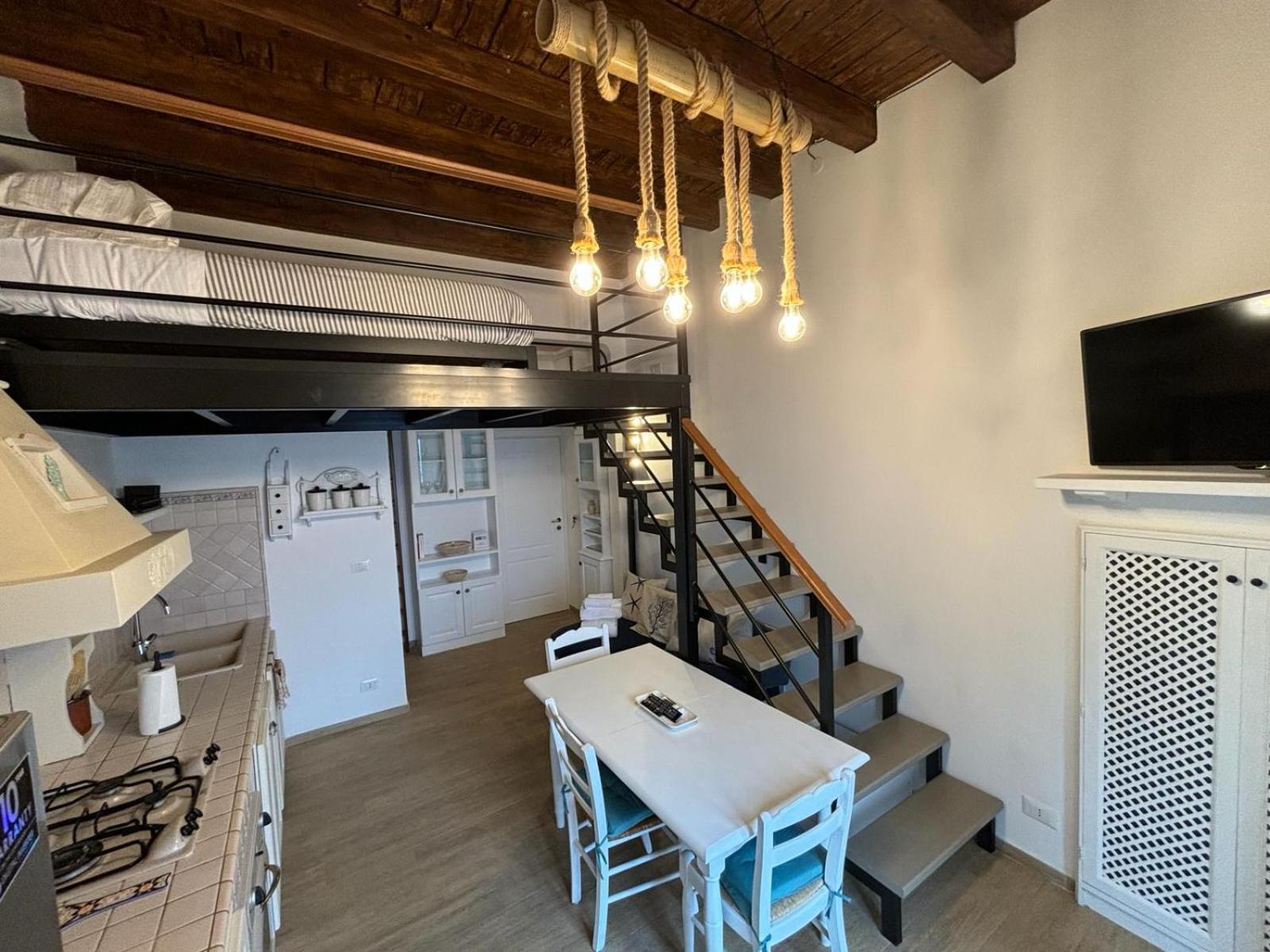 Il Palazzino Apartment Taranto Luaran gambar